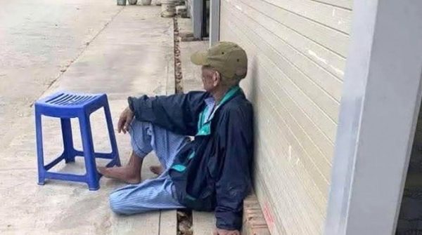 Thực hư chuyện ông lão 70 tuổi ở Hải Phòng bị gia đình bỏ rơi, sống tại vỉa hè 1754786579 462 thumbnail width740height495 anh cat 3 2 auto cropjpg
