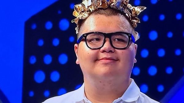 Nam sinh chuyên ngữ giành vòng nguyệt quế Đường lên đỉnh Olympia với điểm số cách biệt 1754832202 294 thumbnail width740height495 anh cat 3 2 auto cropjpg