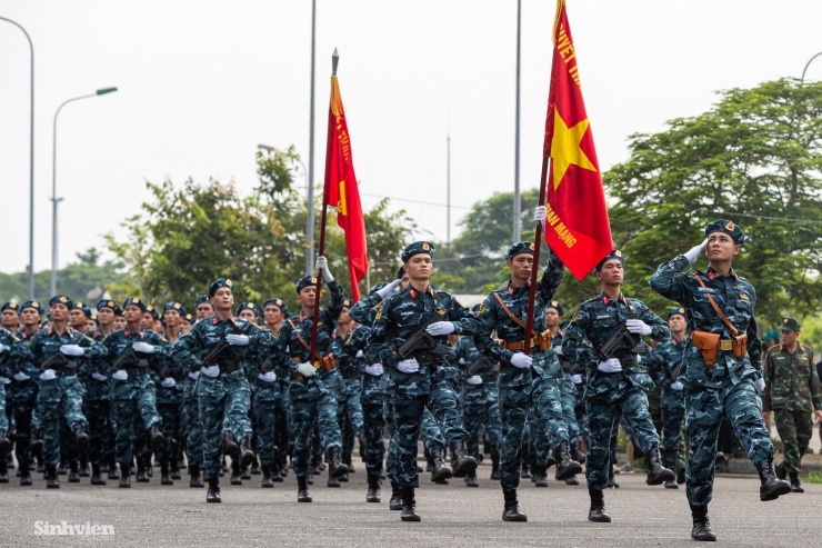 1755221295-khoi-tac-chien-kgm-a80-svvn-21-width1390height926 Những vị trí 'vàng' xem diễu binh, diễu hành A80 - 7