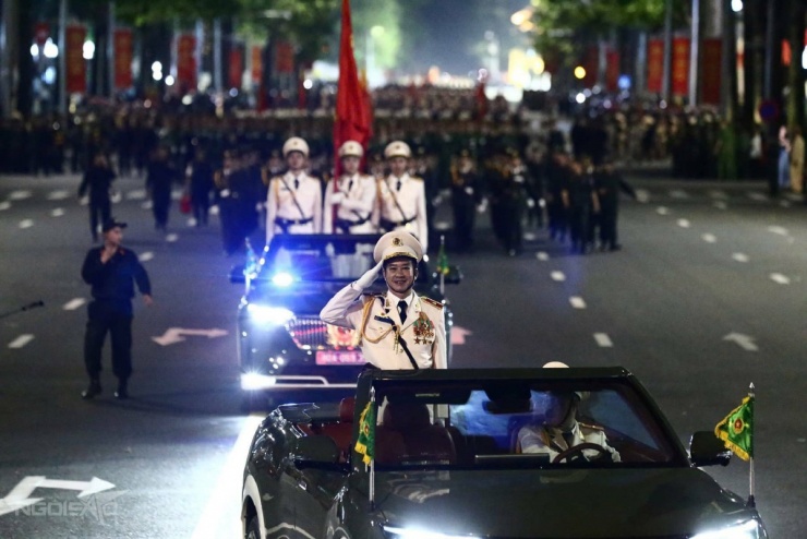 1755827111-db27a-0524-8865-9090-width1200height800 Dàn chiến sĩ rạng rỡ trong ngày hợp luyện diễu binh - 2