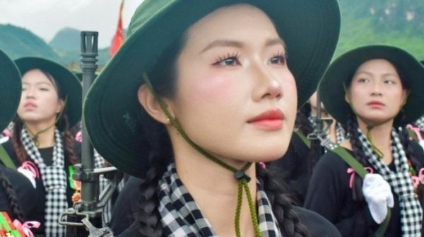 'Nữ du kích' xinh đẹp ở TPHCM 3 lần tham gia diễu binh gây sốt mạng 1755854106 88 thumbnail width740height495 anh cat 3 2 auto cropjpg