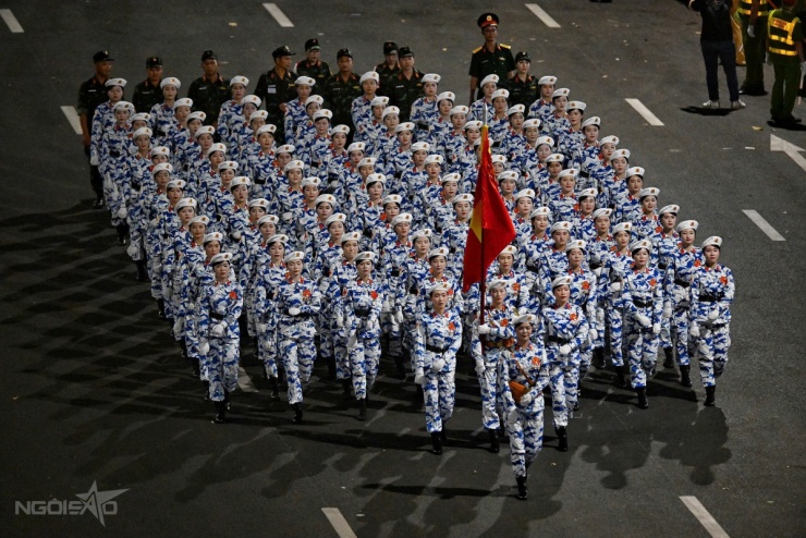 1756077123-nu-chien-si-11-4357-5475-5487-width1200height800 Khối nữ Sĩ quan Quân y - những thầy thuốc xông pha từ chiến trường đến thiên tai, dịch bệnh. Ảnh: Giang Huy