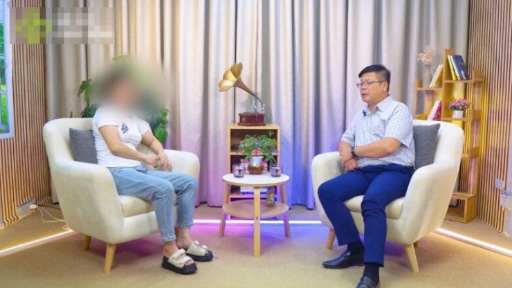 Cưới 17 năm nhưng 15 năm không chung giường, vợ xin giải thoát mà chồng quyết không buông - 2