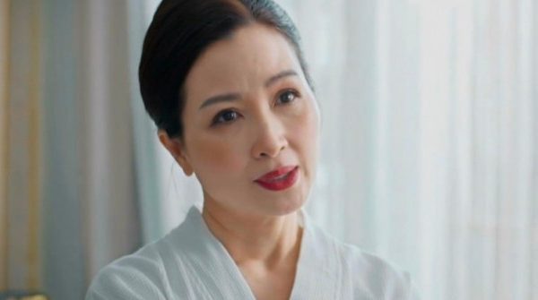 Tình tiết khó hiểu trong phim giờ vàng có Phương Oanh, Khánh Huyền 1756365358 370 thumbnail width740height495 anh cat 3 2 auto cropjpg