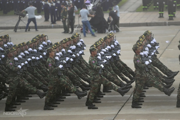 4 khối quân đội nước ngoài ở tổng duyệt diễu binh - 9