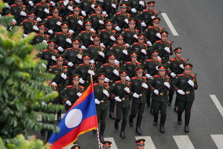 4 khối quân đội nước ngoài ở tổng duyệt diễu binh - 7