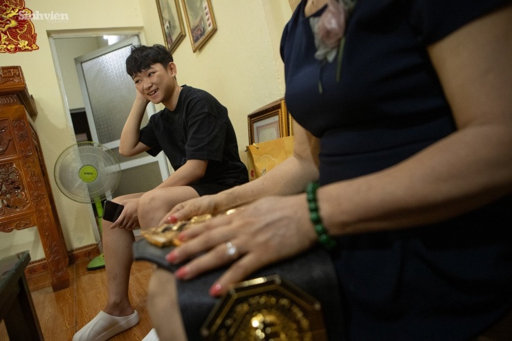 Nguyễn Vũ Quỳnh Hoa - nữ sinh Thái Nguyên vô địch MMA Việt Nam: Sáng đi học, tối lên võ đài - 15