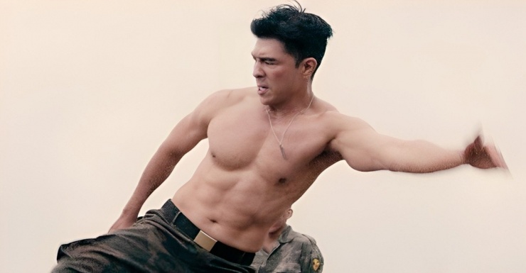 Mưa đỏ sớm vượt doanh thu của Lật mặt 7: Một điều ước (483 tỷ đồng), khả năng phá kỷ lục phim Việt có doanh thu cao nhất mọi thời của Mai (551 tỷ đồng).