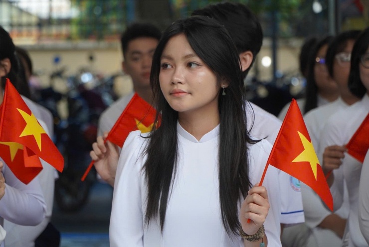 Nét đẹp tinh khôi của nữ sinh ngày tựu trường - 2