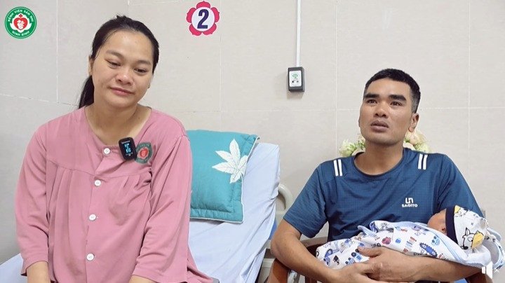 Và tình yêu đơm hoa, kết trái khi thiên thần nhỏ ra đời