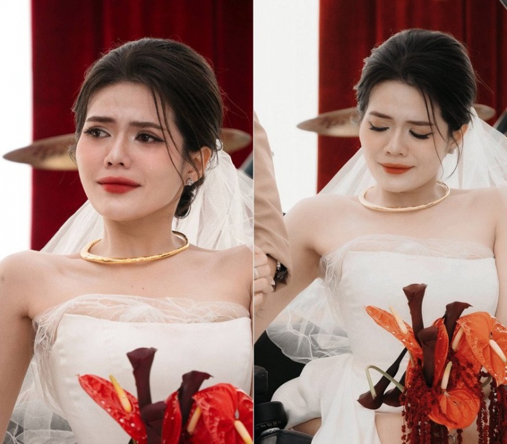 Cô dâu rơi nước mắt trong hôn lễ 