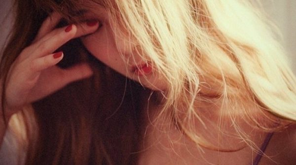 Tin nhắn trong đêm tiết lộ bí mật chết lặng của bạn trai 1759570682 852 thumbnail width740height495 anh cat 3 2 auto cropjpg