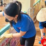 Tuổi trẻ Bắc Ninh lội bùn hỗ trợ người dân trong bão lũ 1759994455 289 thumbnail width740height495 anh cat 3 2 auto cropjpg