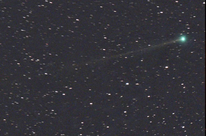 Sao chổi SWAN sẽ mờ hơn và đang tỏa ra ánh sáng màu xanh lá cây huyền ảo - Ảnh: DỰ ÁN KÍNH VIỄN VỌNG ẢO