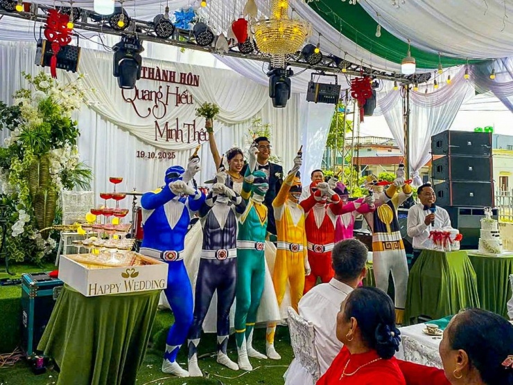 1760952846-d01f3d7b-edd8-4f72-bce4-6485e7eb7f31-1775-width1014height761 7