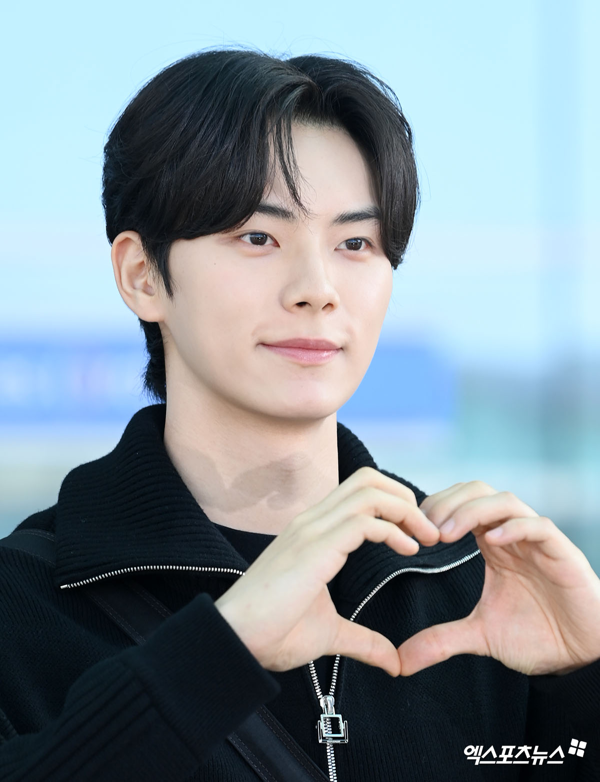 Dàn sao Ngự Trù Của Bạo Chúa sang Việt Nam: Yoona xinh không thể đùa,