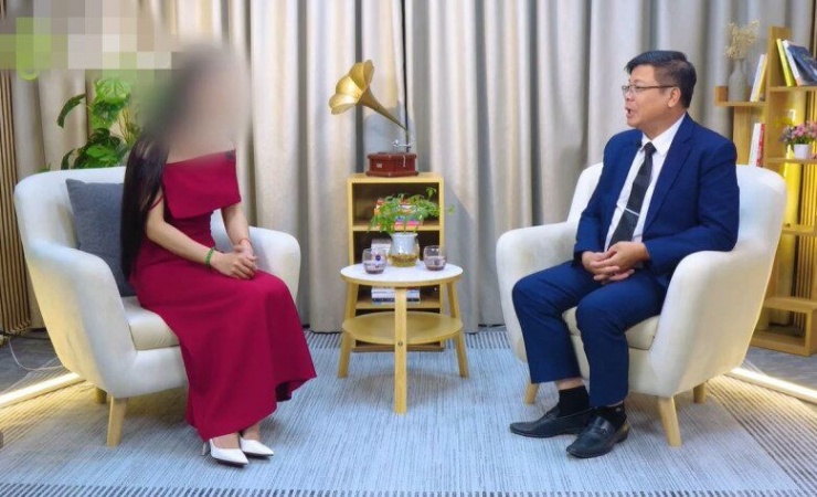 Lén về quê bạn trai để tạo bất ngờ cho anh, người phụ nữ choáng váng khi thấy người ra mở cửa - 2