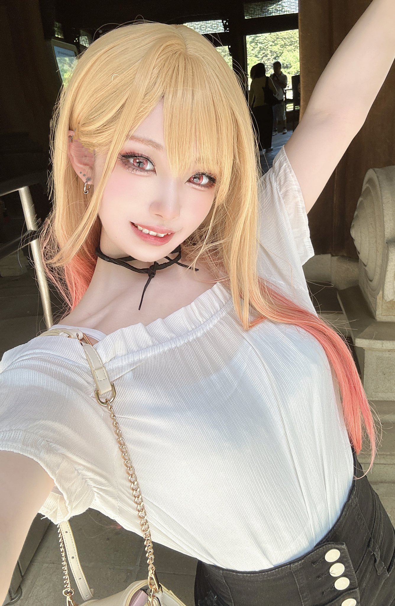 Nàng coser cosplay nữ quỷ Reze xuất sắc đến mức người hâm mộ ước gì có thể gặp cô ngoài đời- Ảnh 5.