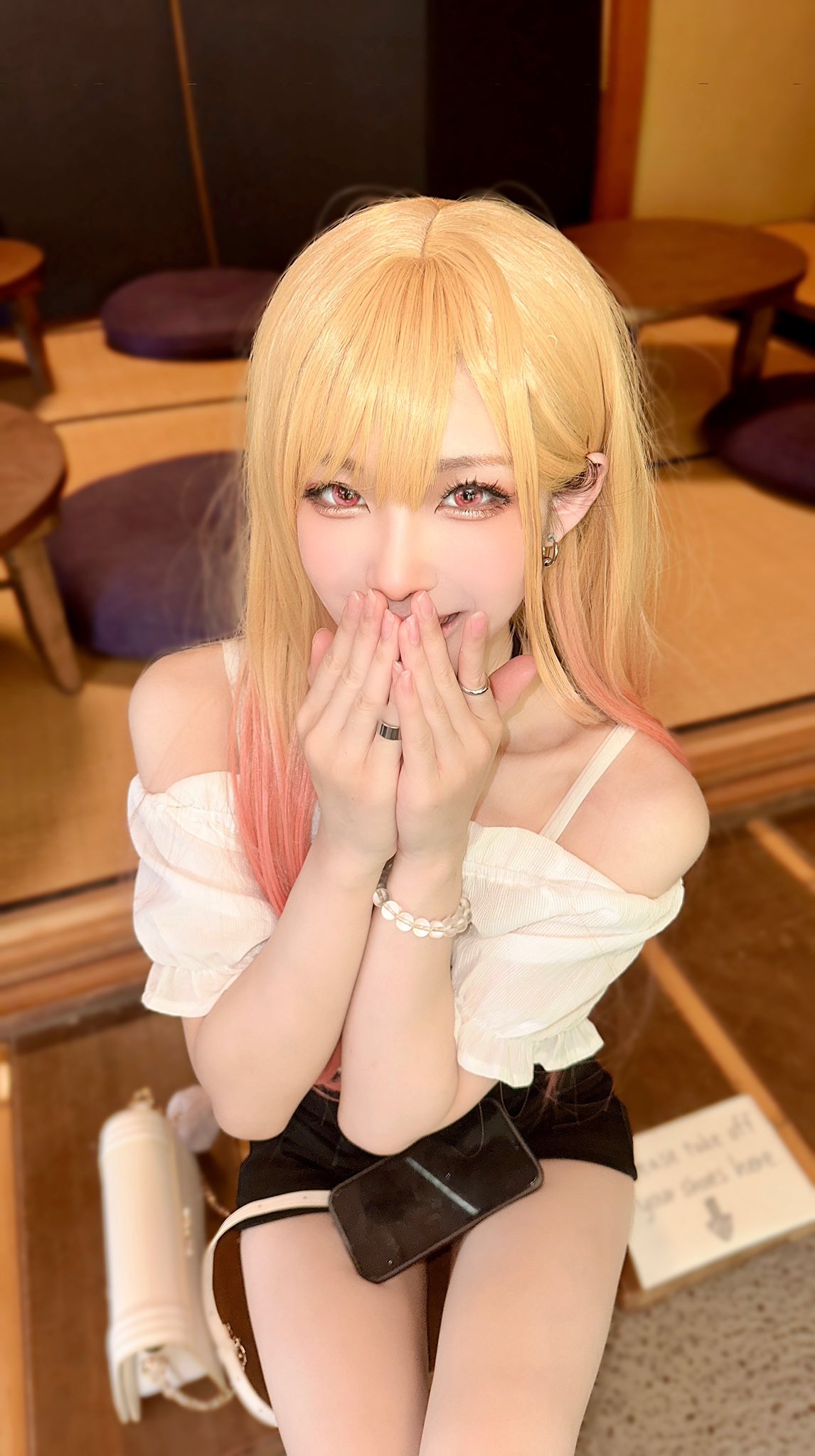 Nàng coser cosplay nữ quỷ Reze xuất sắc đến mức người hâm mộ ước gì có thể gặp cô ngoài đời- Ảnh 6.