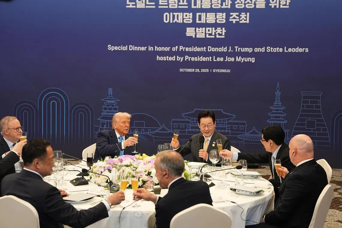 Có gì trong bữa tiệc Hàn Quốc thết đãi ông Trump và các lãnh đạo APEC?- Ảnh 1.