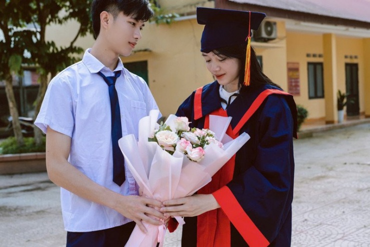 Văn Đức và Yến Nhi có nhiều năm tìm hiểu trước khi về chung một nhà 