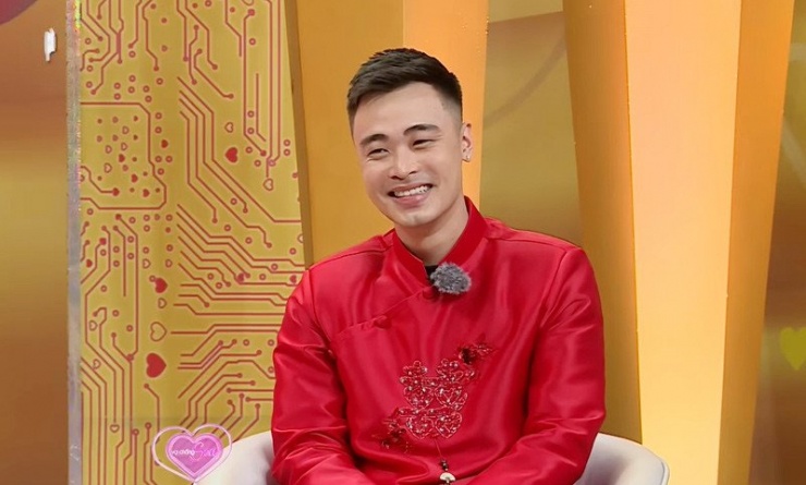 Thắng để ý Diệp từ khi cô còn là học sinh cấp 2. Ảnh cắt từ clip 