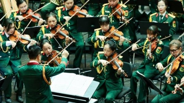 Đại học Văn hóa Nghệ thuật Quân đội thành lập dàn nhạc đặc biệt với 101 người 1763721068 98 thumbnail width740height495 anh cat 3 2 auto cropjpg