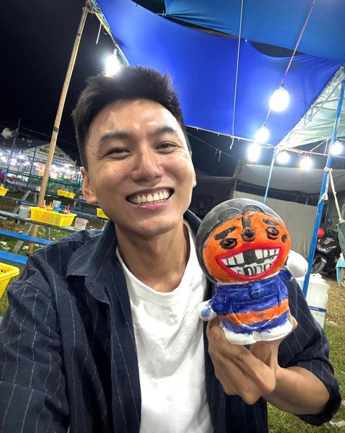 1764830016-k1-width500height626 Khoai Lang Thang bắt đầu công việc sáng tạo nội dung từ năm 2017. Ảnh: FBNV.