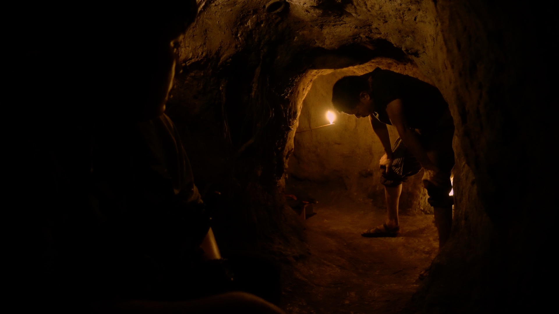 Bí mật hậu trường bom tấn Địa Đạo: Gian nan gấp 6 lần phim khác,