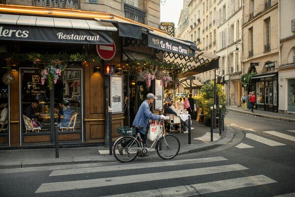 Người bán báo cuối cùng- Ảnh 4.