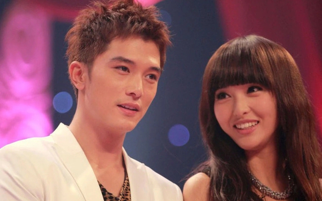 Phim Trung Quốc hot rần rần trở lại sau 14 năm: Nam chính khiến bạn diễn mê mệt, đào hoa đến nỗi bị dọa đánh- Ảnh 2. Phim Trung Quốc hot rần rần trở lại sau 14 năm: Nam chính khiến bạn diễn mê mệt, đào hoa đến nỗi bị dọa đánh- Ảnh 2.