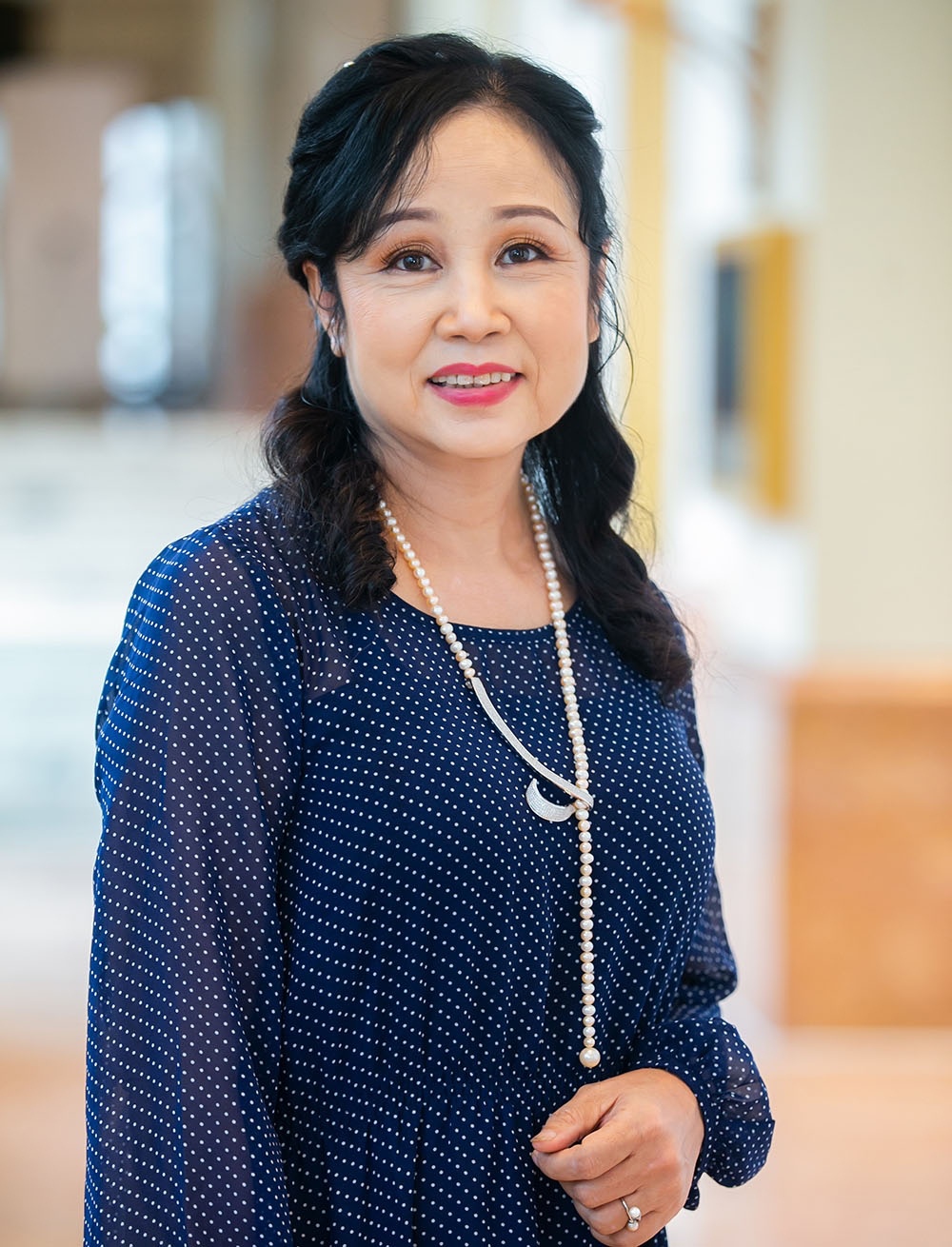 “Mẹ chồng” ghê nhất phim Việt: Có hàm đại tá, là nguyên Giám đốc Nhà hát kịch nói- Ảnh 2.