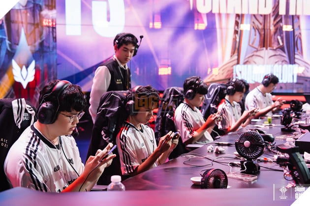 AIC 2025: Full Sensei Chinh Thuc Len Ngoi Vo Dich Quoc Te Lan Dau Tien AIC 2025: Full Sensei Chính Thức Lên Ngôi Vô Địch Quốc Tế Lần Đầu Tiên