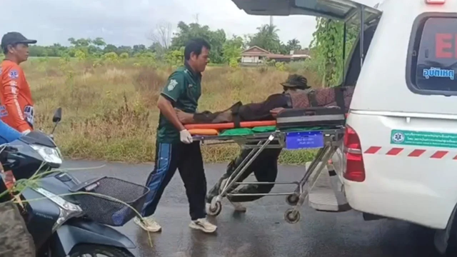 Đang cùng nhau uống rượu vui vẻ, con rể buông lời cợt nhả, liền bị mẹ vợ tấn công bằng dao- Ảnh 1.