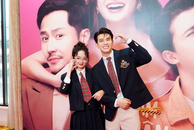 Vbiz có cặp đôi mới nghi