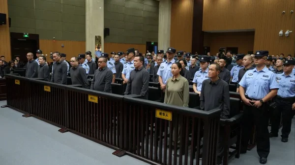 Trung Quốc tuyên án tử hình 16 thành viên băng nhóm lừa đảo xuyên biên giới gốc Myanmar 28 Trung Quốc tuyên án tử hình 16 thành viên băng nhóm lừa đảo xuyên biên giới gốc Myanmar 1c8193e0 9dfd 4f7c b843 b8ec907c6dda c42ca5d4 11508442270051199242629 33111287749957114999525