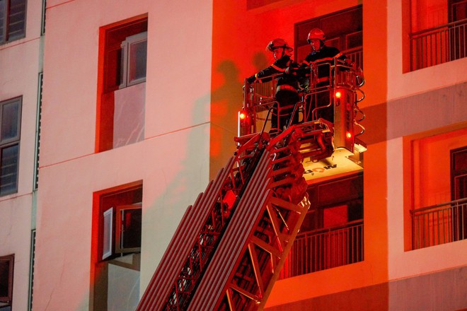 Ám ảnh vụ cháy kinh hoàng ở chung cư Carina, TPHCM khiến 13 người thiệt mạng- Ảnh 5.