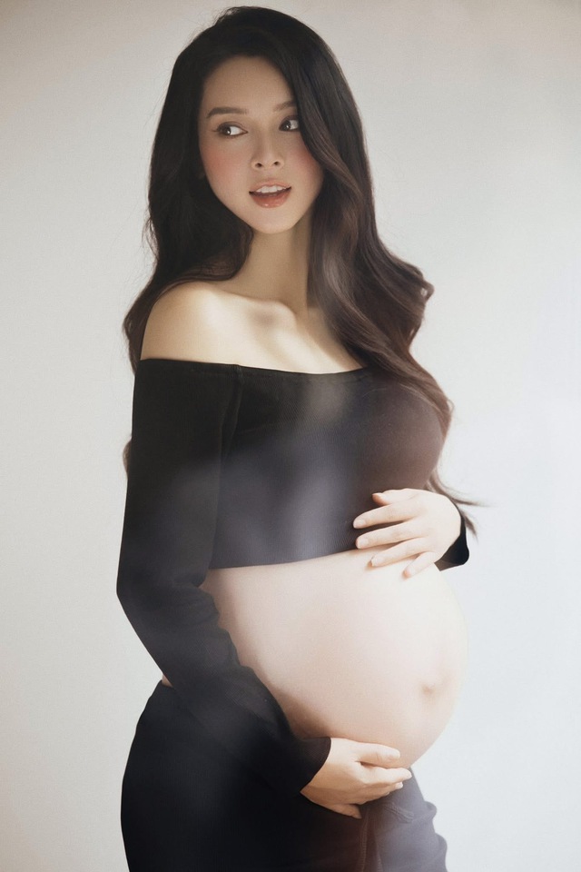 Khoe ảnh bầu mộc mạc trước ngày đẻ, Quỳnh Lương thú nhận một điều khiến hội bỉm sữa cảm thông- Ảnh 4. Khoe ảnh bầu mộc mạc trước ngày đẻ, Quỳnh Lương thú nhận một điều khiến hội bỉm sữa cảm thông- Ảnh 4.