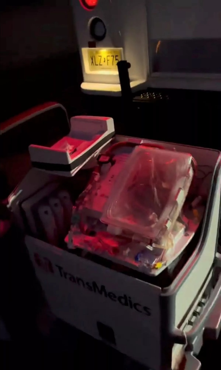 Clip trái tim đang đập trong hộp chờ cấy ghép thu hút 24 triệu lượt thích- Ảnh 2.