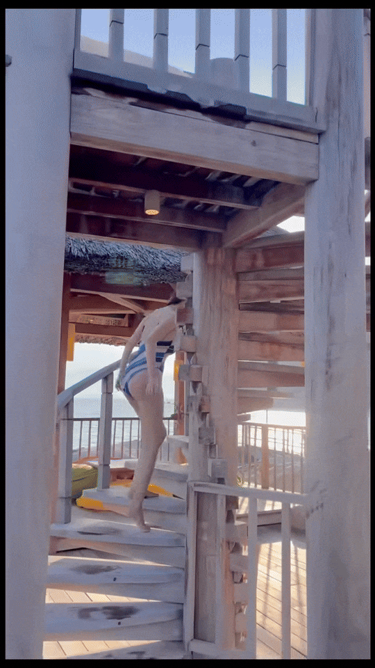 Nữ nghệ sĩ sở hữu biệt thự hơn 30 tỷ ở Quận 7, 40 tuổi gợi cảm, ở ẩn vì thị phi, xuất hiện là dậy sóng- Ảnh 3. Nữ nghệ sĩ sở hữu biệt thự hơn 30 tỷ ở Quận 7, 40 tuổi gợi cảm, ở ẩn vì thị phi, xuất hiện là dậy sóng- Ảnh 3.