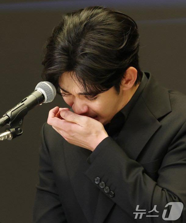 Bê bối của Trần Quán Hy nóng lại vì Kim Soo Hyun - 3