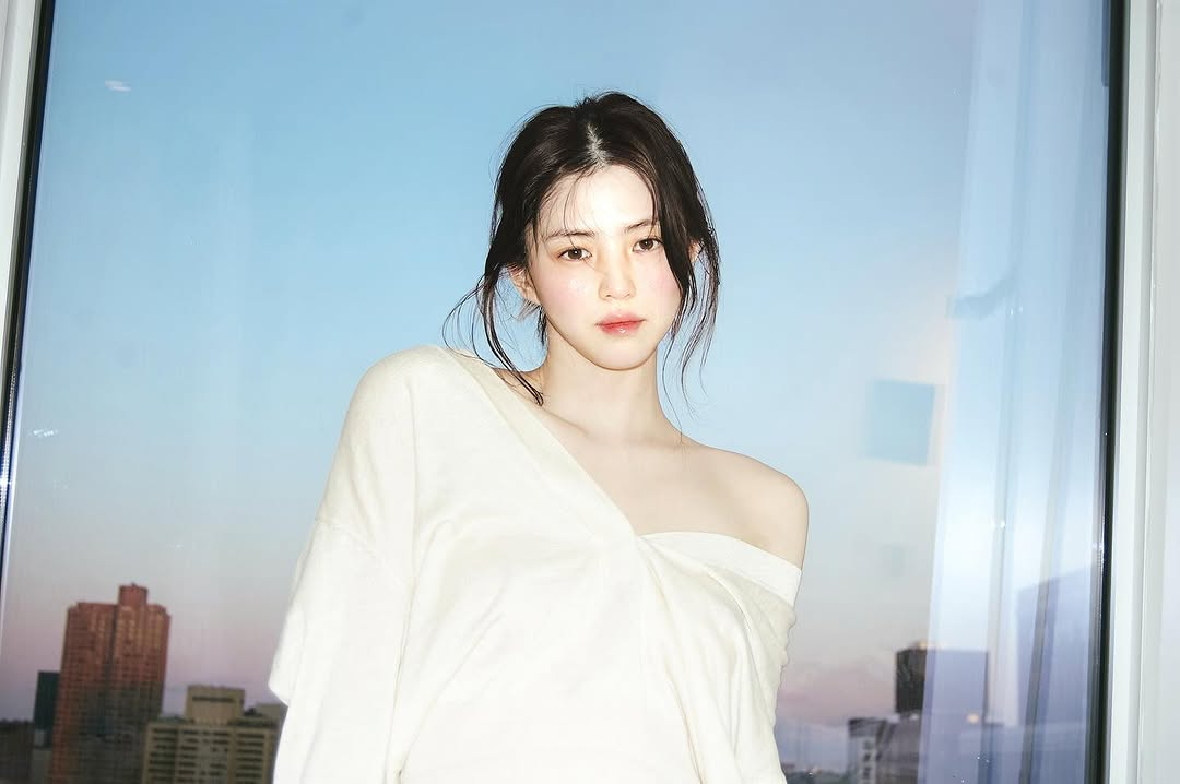 10 nữ diễn viên giàu nhất Hàn Quốc 2025: Kim Tae Hee có 1400 tỷ chỉ xếp thứ 4, hạng 1 không ai chê nổi- Ảnh 11. 10 nữ diễn viên giàu nhất Hàn Quốc 2025: Kim Tae Hee có 1400 tỷ chỉ xếp thứ 4, hạng 1 không ai chê nổi- Ảnh 11.