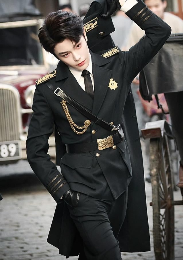 Thiếu soái đẹp nhất Trung Quốc khiến hội chị em ngất lên ngất xuống: Lần đầu làm chuyện ấy gây sốt MXH- Ảnh 4.