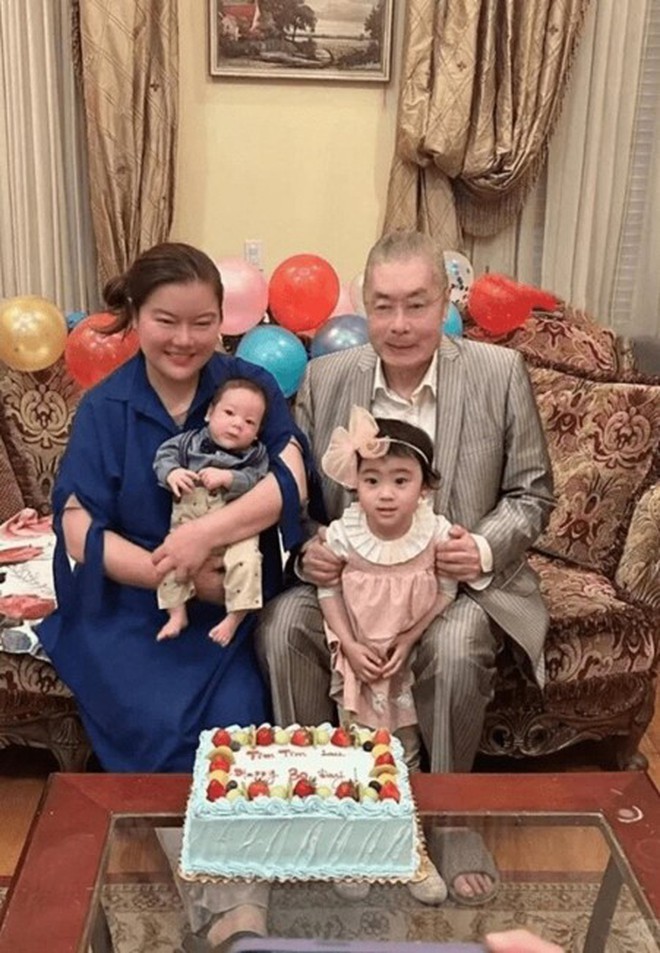 "Ngưu Ma Vương" U90: Hạnh phúc bên vợ kém 37 tuổi và con trai 2 tuổi 2 1749786715 632 width660height953