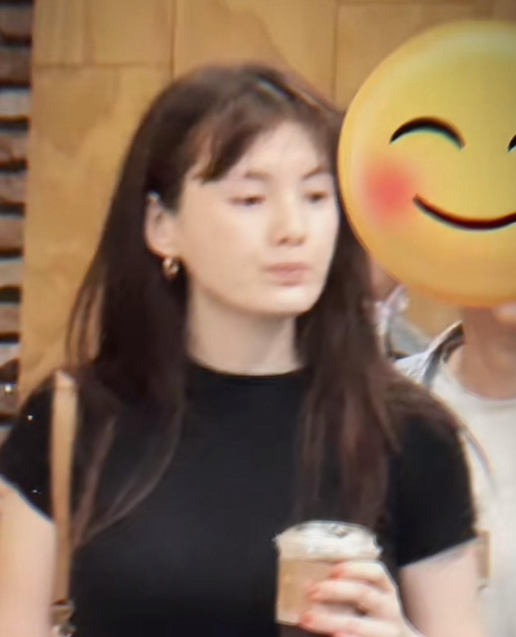 1 cặp đôi phim giả tình thật bí mật yêu nhau 5 năm: Nhà trai trẻ đẹp không đối thủ, nhà gái xinh như búp bê- Ảnh 3. 1 cặp đôi phim giả tình thật bí mật yêu nhau 5 năm: Nhà trai trẻ đẹp không đối thủ, nhà gái xinh như búp bê- Ảnh 3.