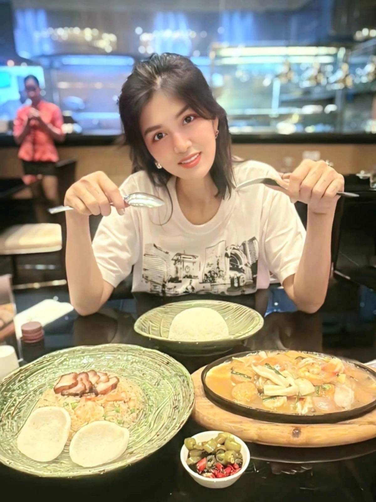 Hoa hậu đông con nhất Việt Nam thông báo nợ 10 tỷ, muốn sang Campuchia làm lại từ đầu- Ảnh 4.