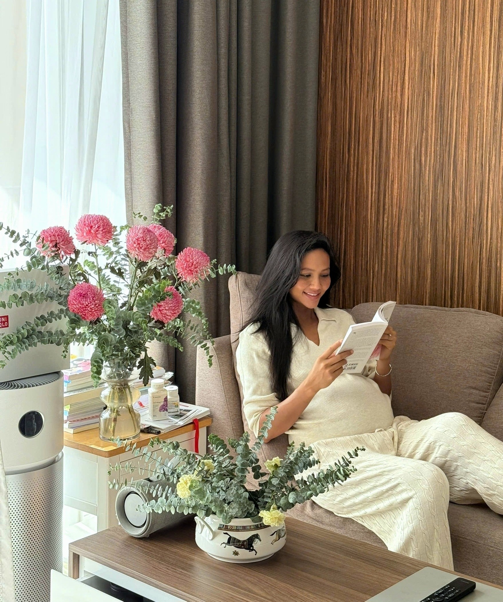 H'Hen Niê lên tiếng trước ý kiến: