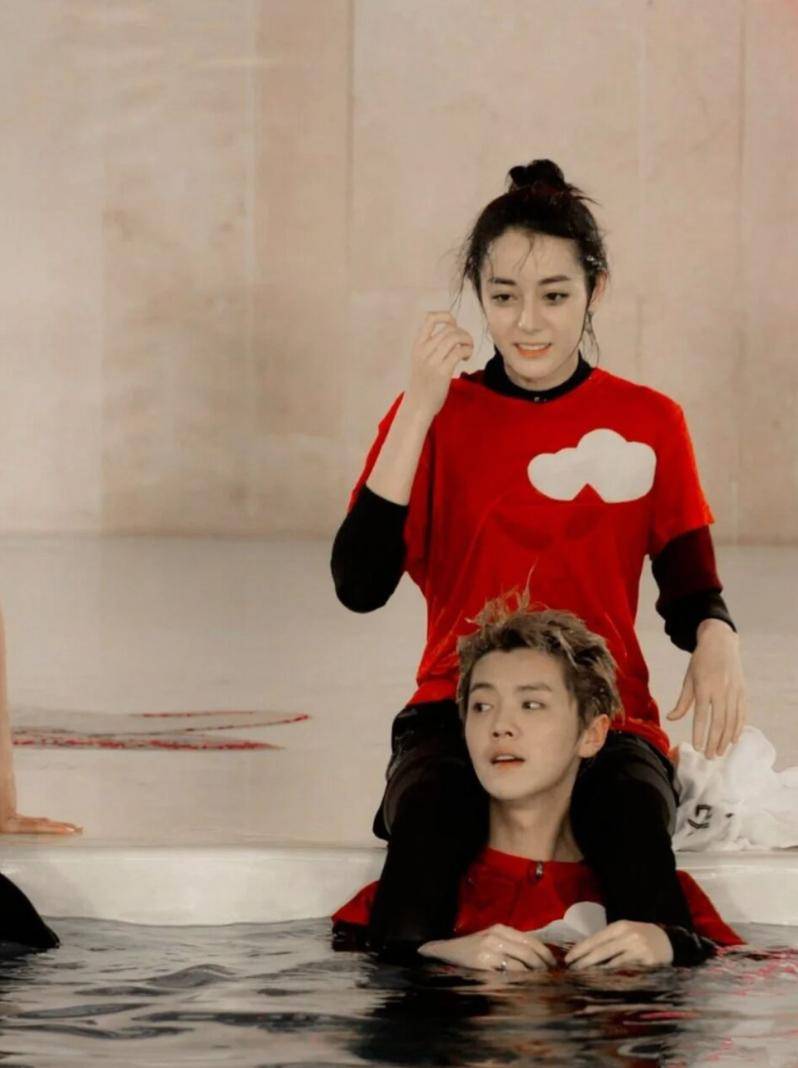 Bị các sao nam chê béo, mỹ nhân đẹp nhất Cbiz giảm cân đến mức “thảm hoạ”- Ảnh 2.