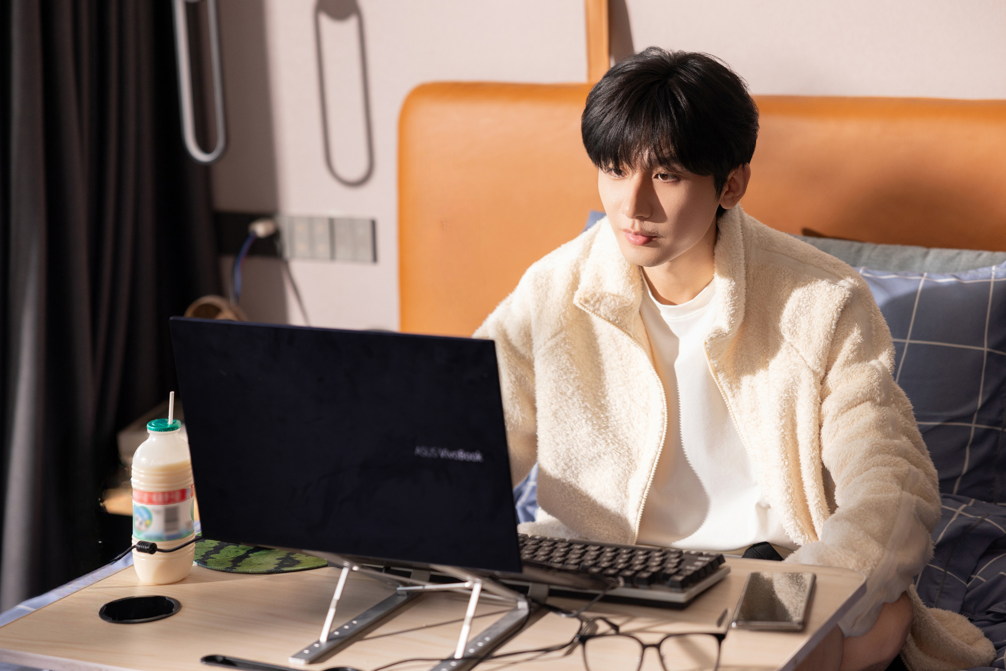 Phim cổ trang hot nhất tháng 9 bị chê thảm họa, khán giả vội