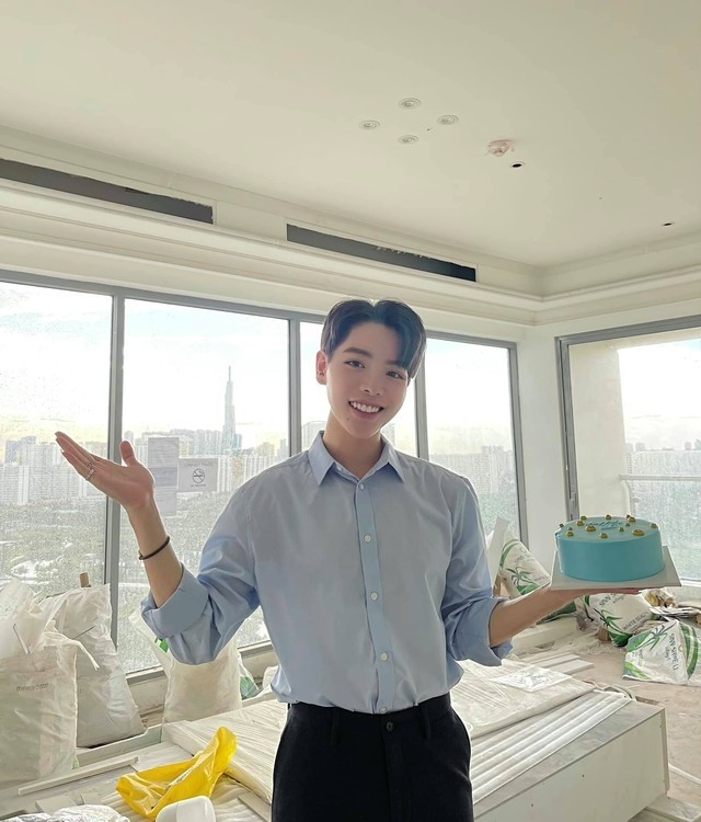 Có gì bên trong căn hộ 10 tỷ Đức Phúc tự mua năm 25 tuổi?- Ảnh 4. Có gì bên trong căn hộ 10 tỷ Đức Phúc tự mua năm 25 tuổi?- Ảnh 4.